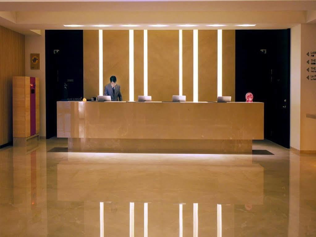 Hotel Cozzi Zhongshan Kaohsiung Zewnętrze zdjęcie